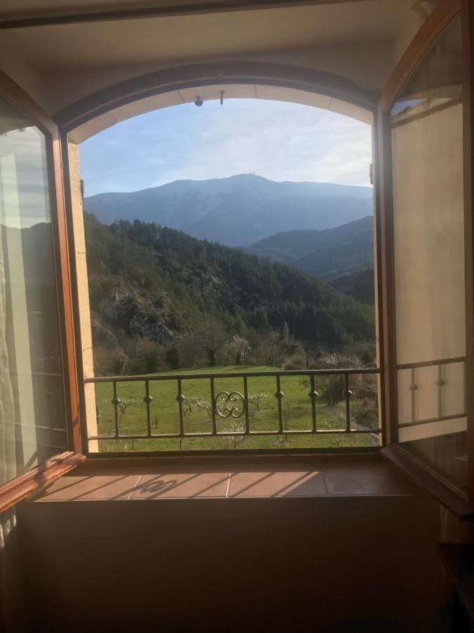 Les Chambres D'Hotes Du Mas Face Au Ventoux Plaisians Eksteriør bilde