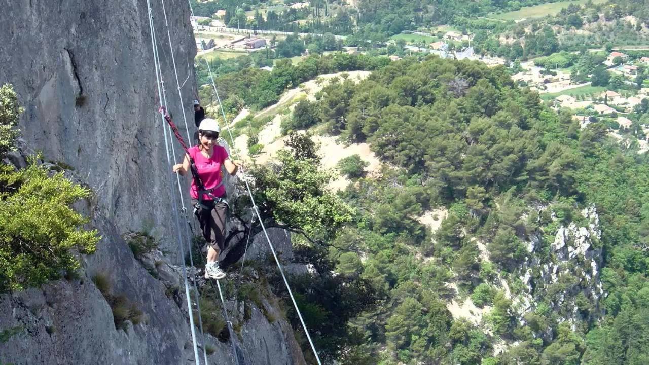 Les Chambres D'Hotes Du Mas Face Au Ventoux Plaisians Eksteriør bilde